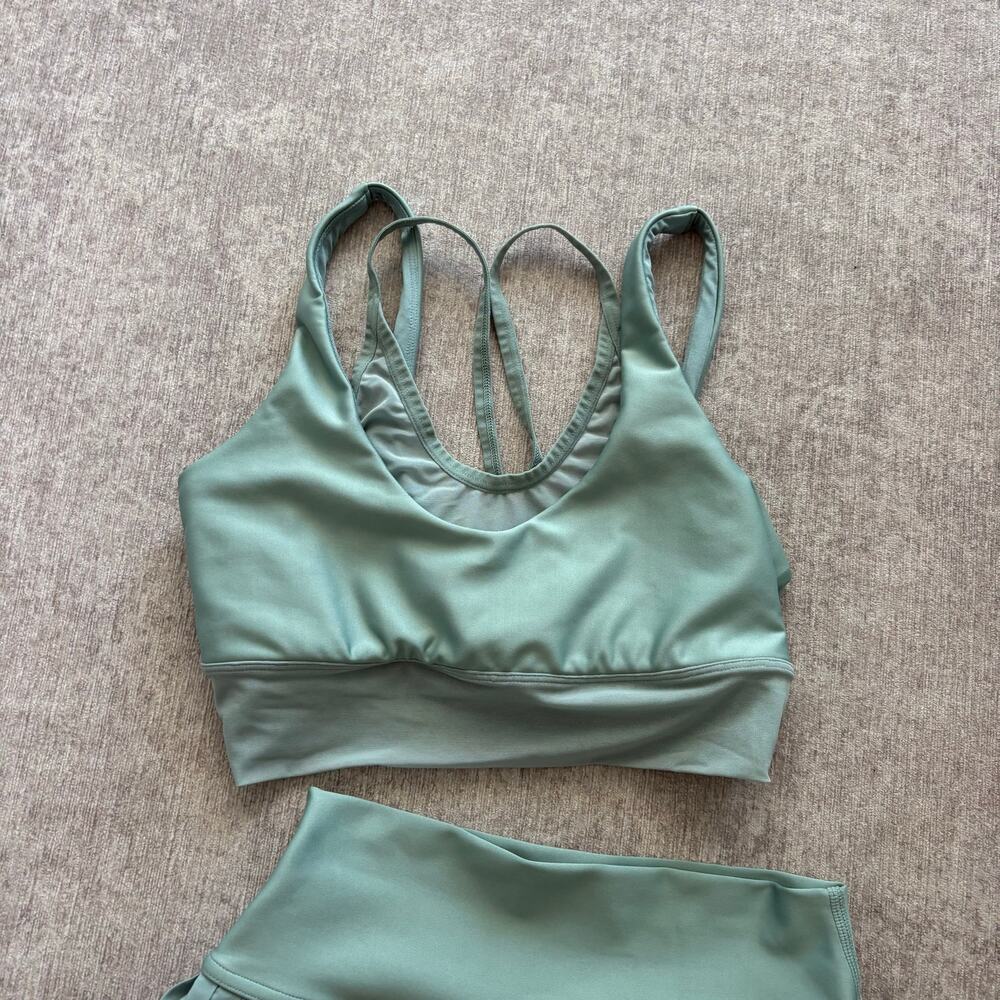 Alo Yoga Skirt Set - Picture 3 of 6